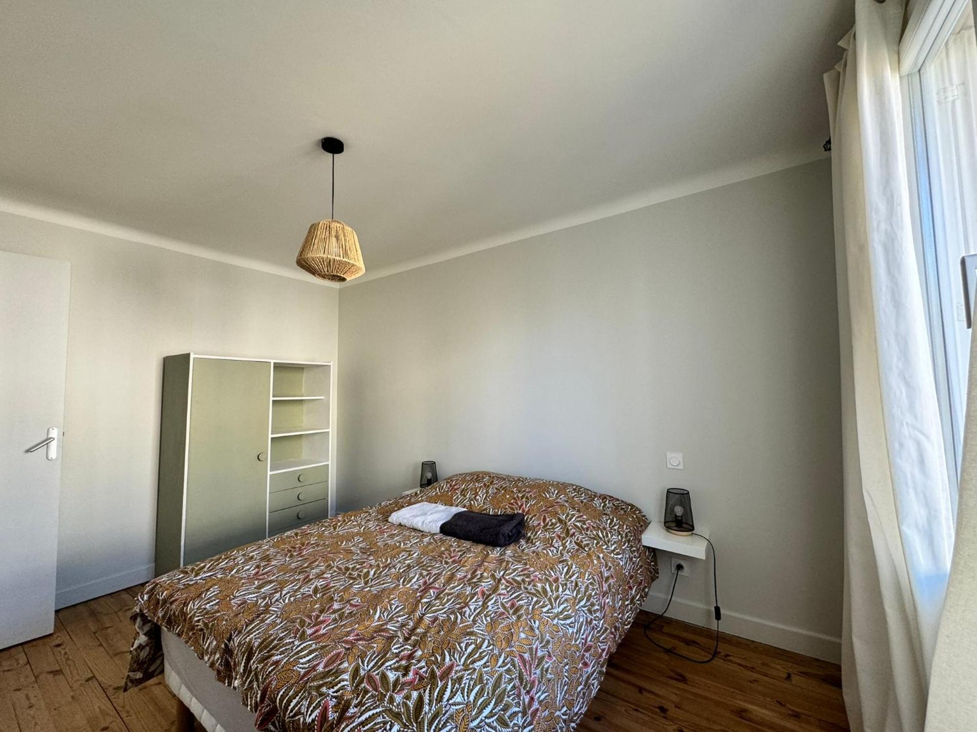 Le 122 - Parking Appartement Rodez Buitenkant foto
